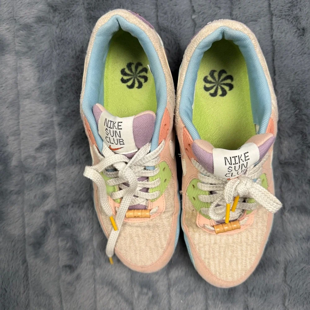 Nike Air Max 90 Sun Club Women Size 10 Orange Blue DJ9997-100 Pastel Suede